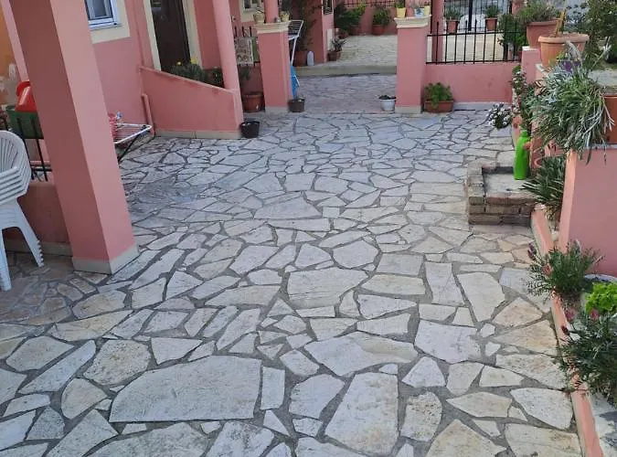 Daire Spiros Corfu Kanálion